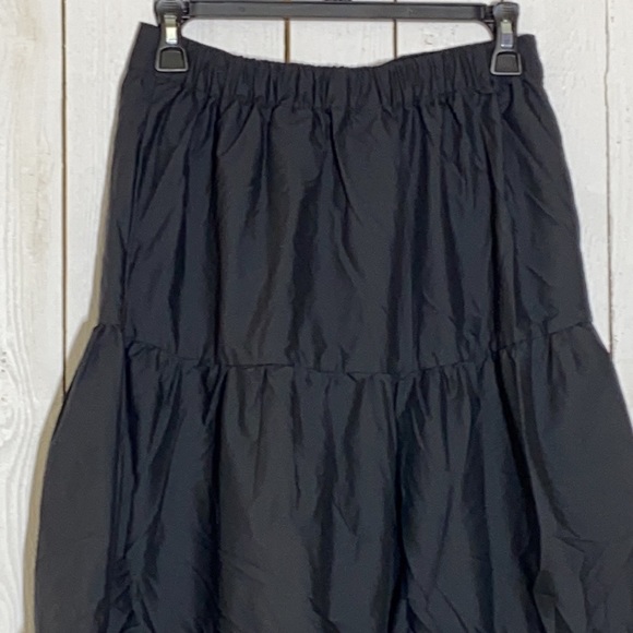 H&M Skirt - Picture 6 of 10